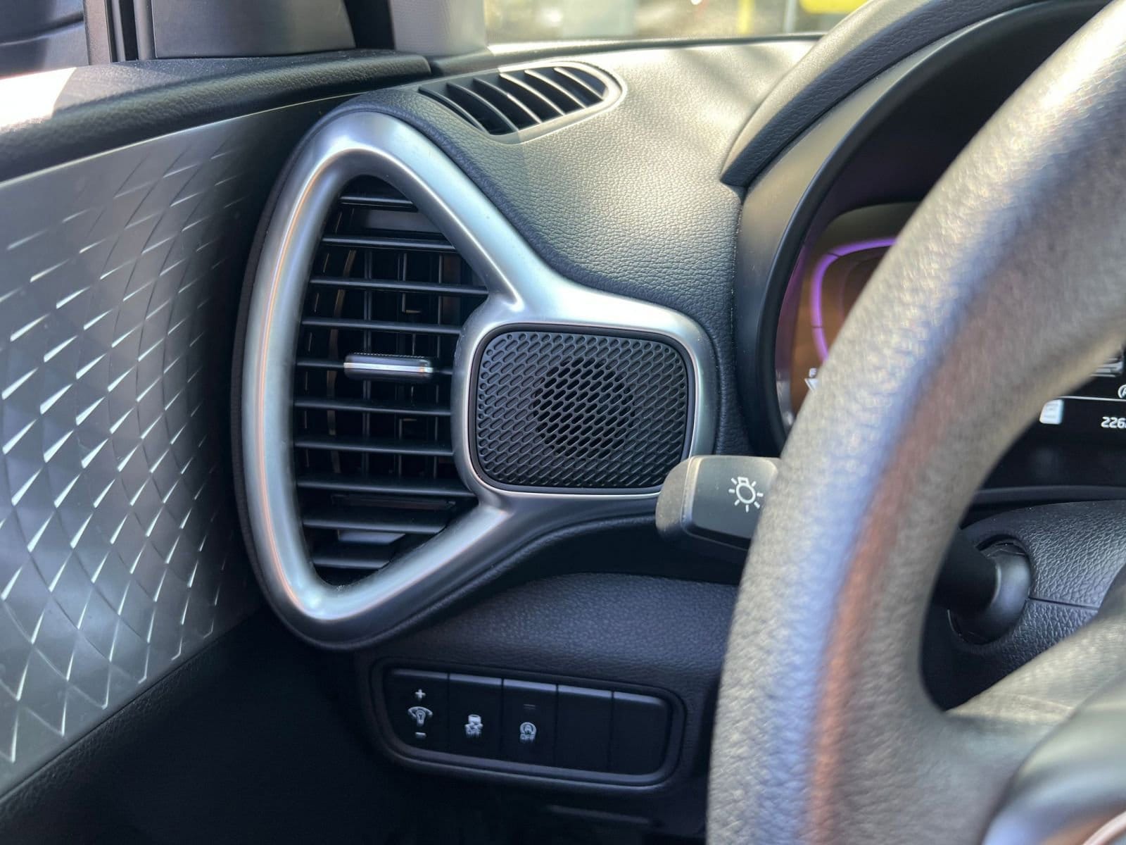 Thumbnail: 2025 Kia Soul - 32