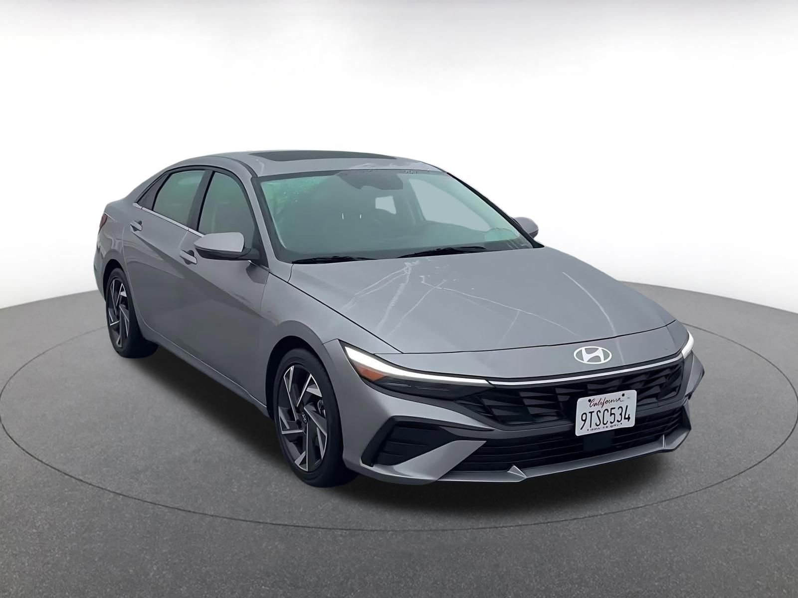 Thumbnail: 2025 Hyundai Elantra - 3