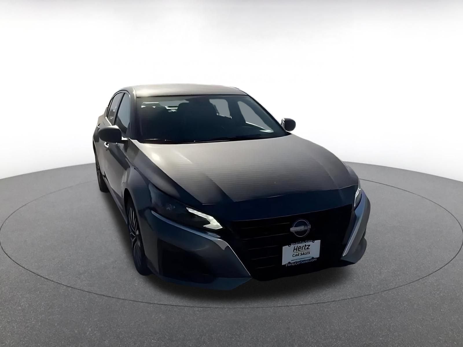 Thumbnail: 2025 Nissan Altima - 2