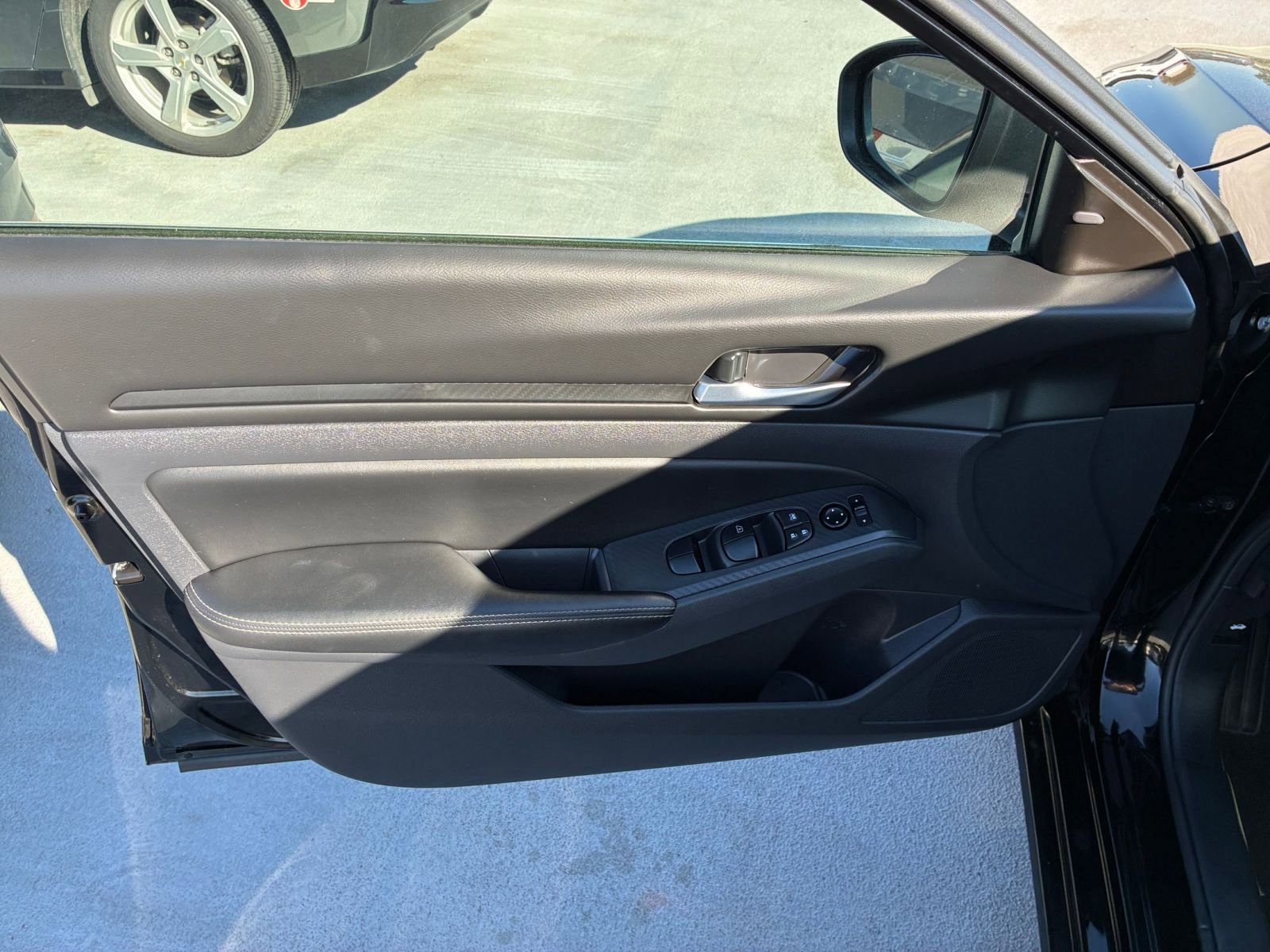 Thumbnail: 2025 Nissan Altima - 18