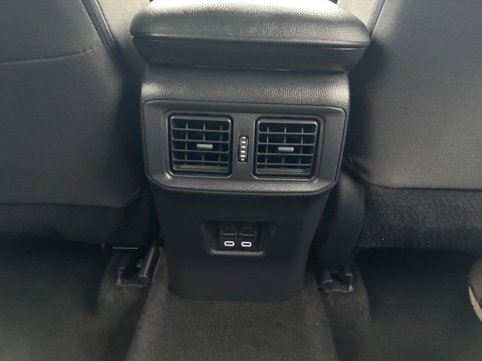 Thumbnail: 2025 Toyota RAV4 - 24