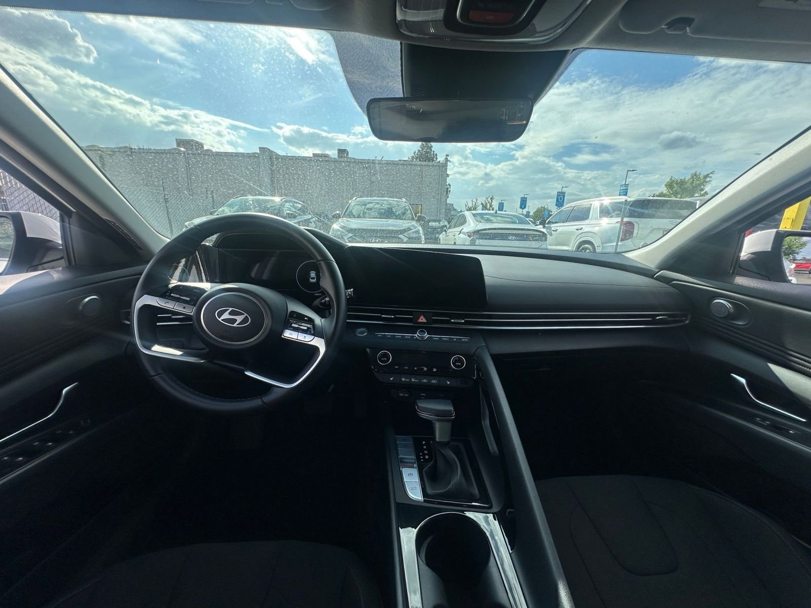 Thumbnail: 2025 Hyundai Elantra - 33