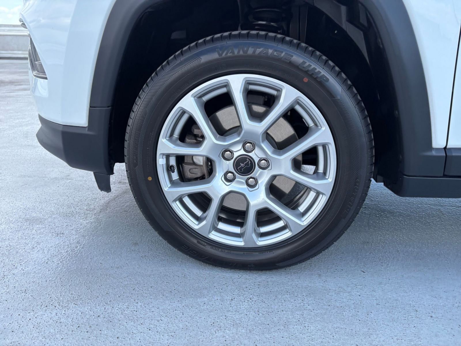 Thumbnail: 2025 Jeep Compass - 31