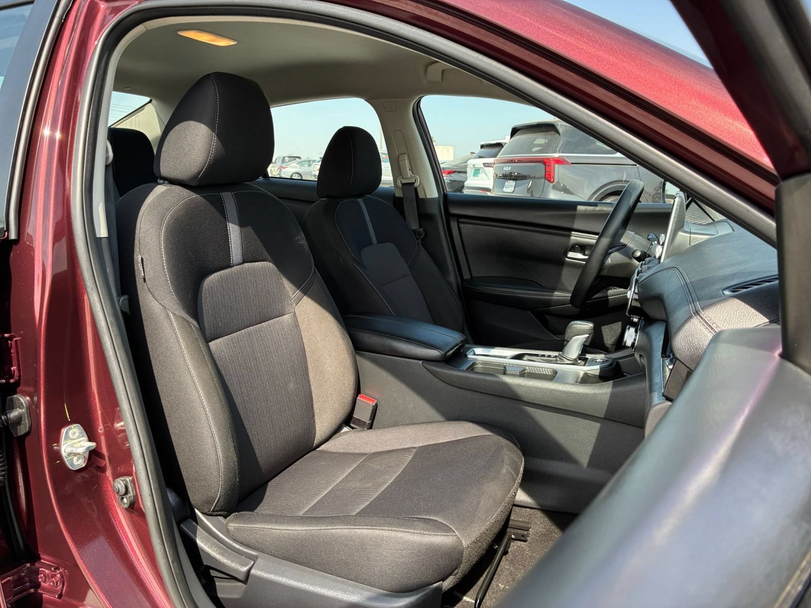 Thumbnail: 2025 Nissan Sentra - 34