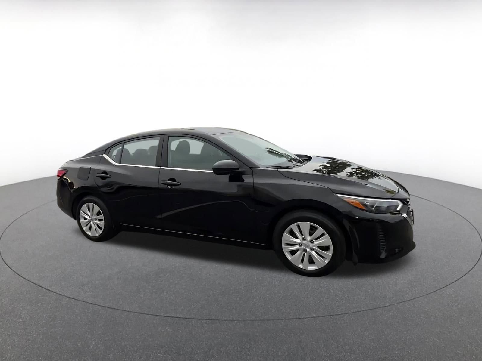 Thumbnail: 2024 Nissan Sentra - 2