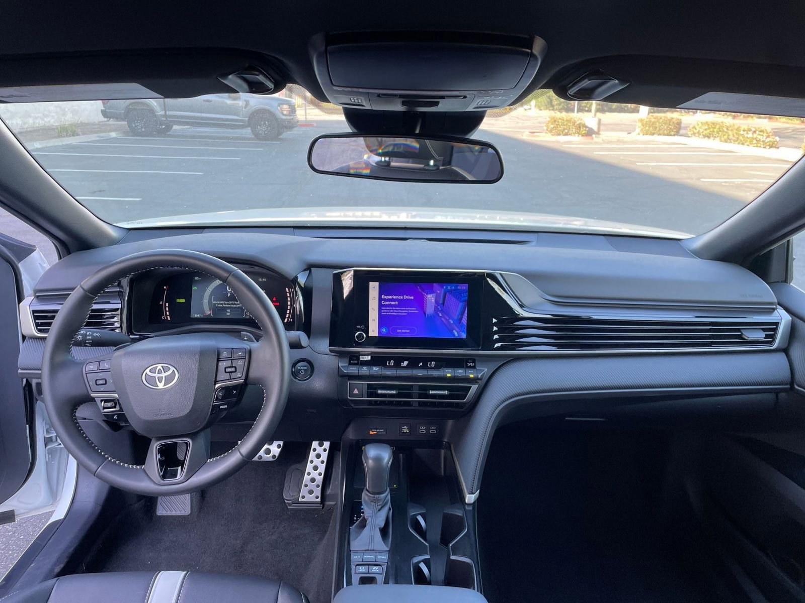 Thumbnail: 2025 Toyota Camry - 33