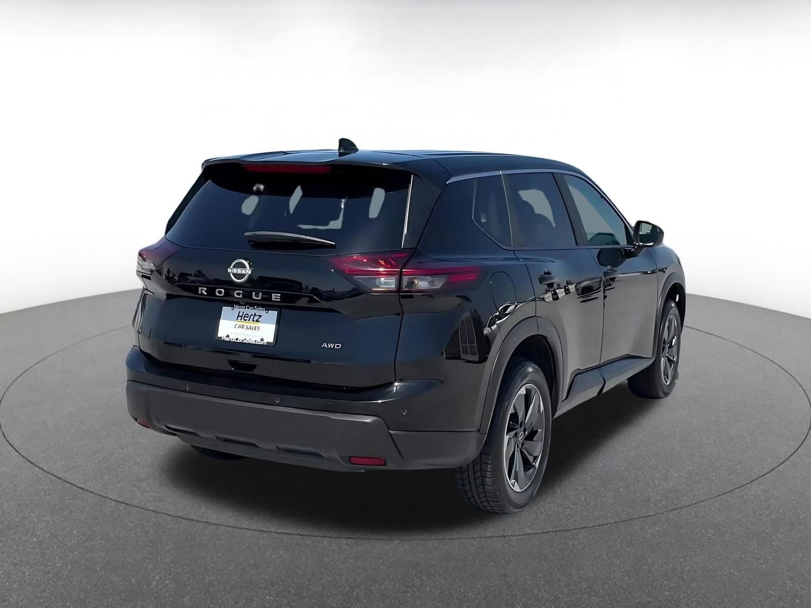 Thumbnail: 2025 Nissan Rogue - 14
