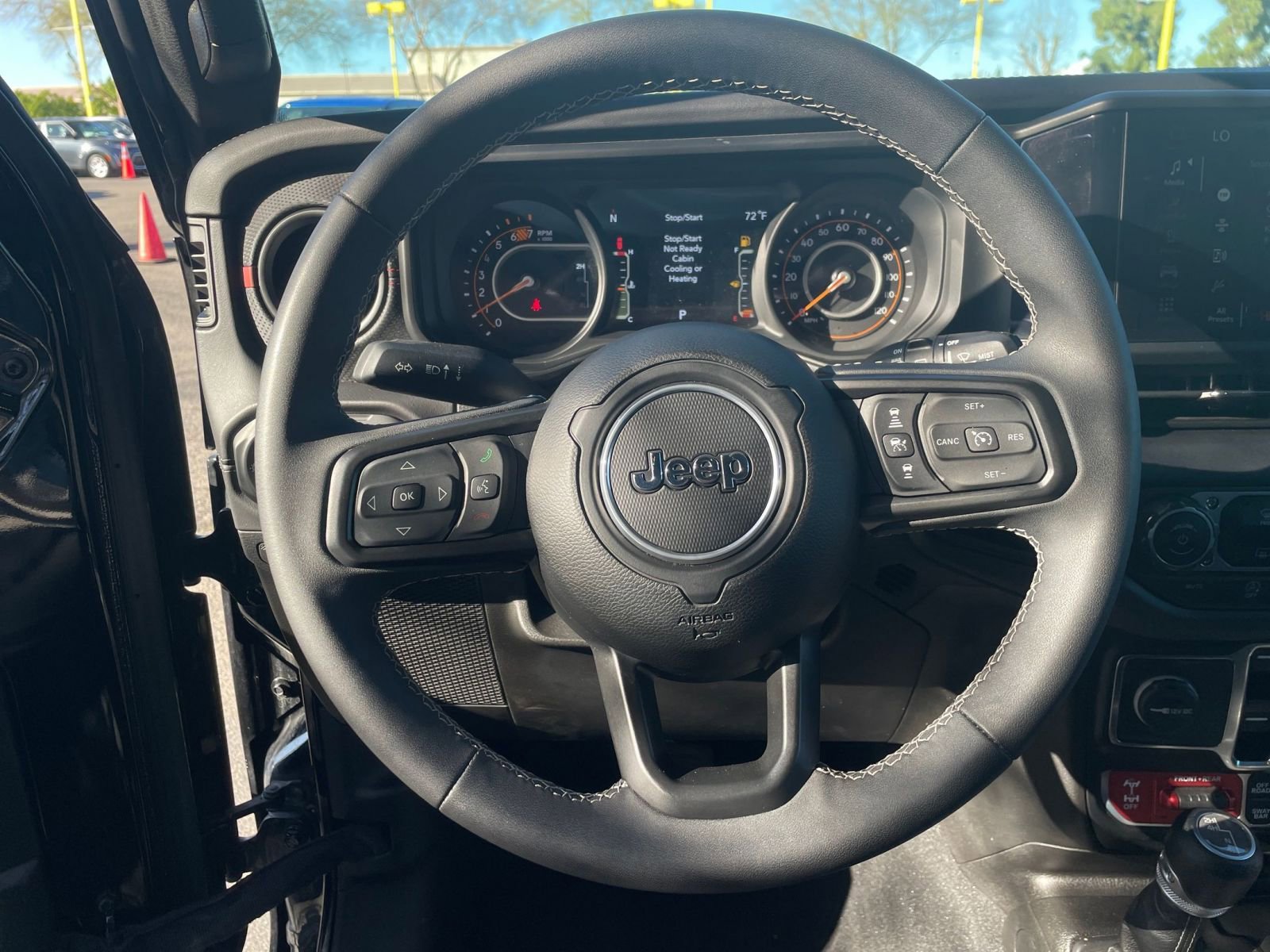 Thumbnail: 2025 Jeep Wrangler - 33