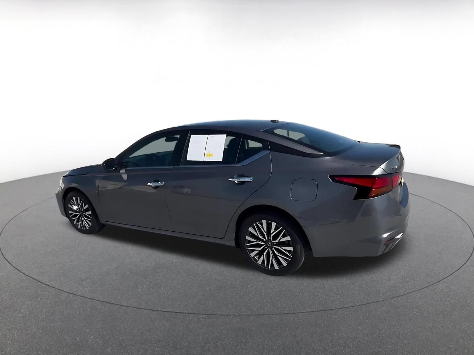 Thumbnail: 2025 Nissan Altima - 8