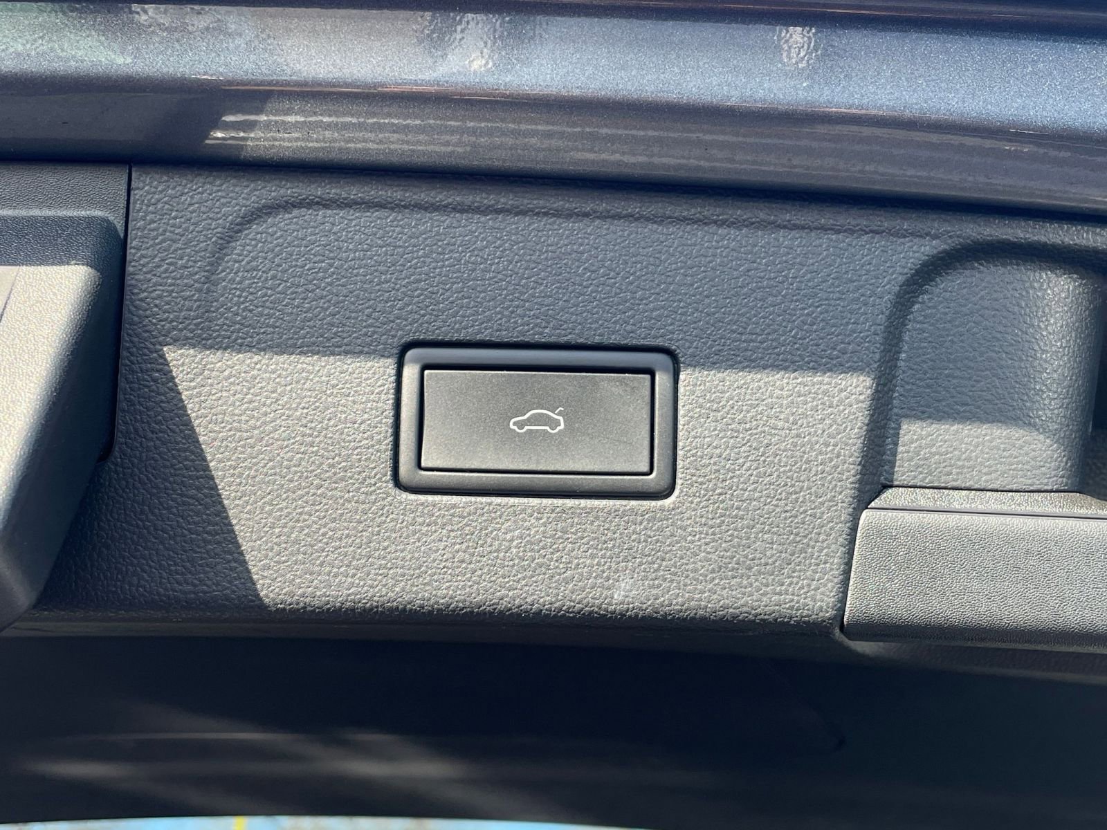 Thumbnail: 2025 Volkswagen Atlas - 23