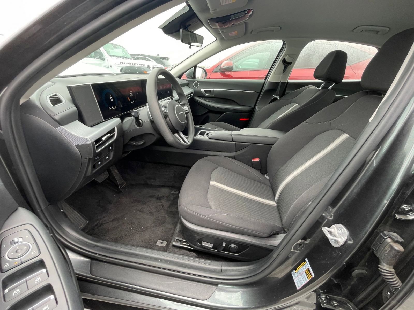 Thumbnail: 2025 Hyundai Sonata - 25