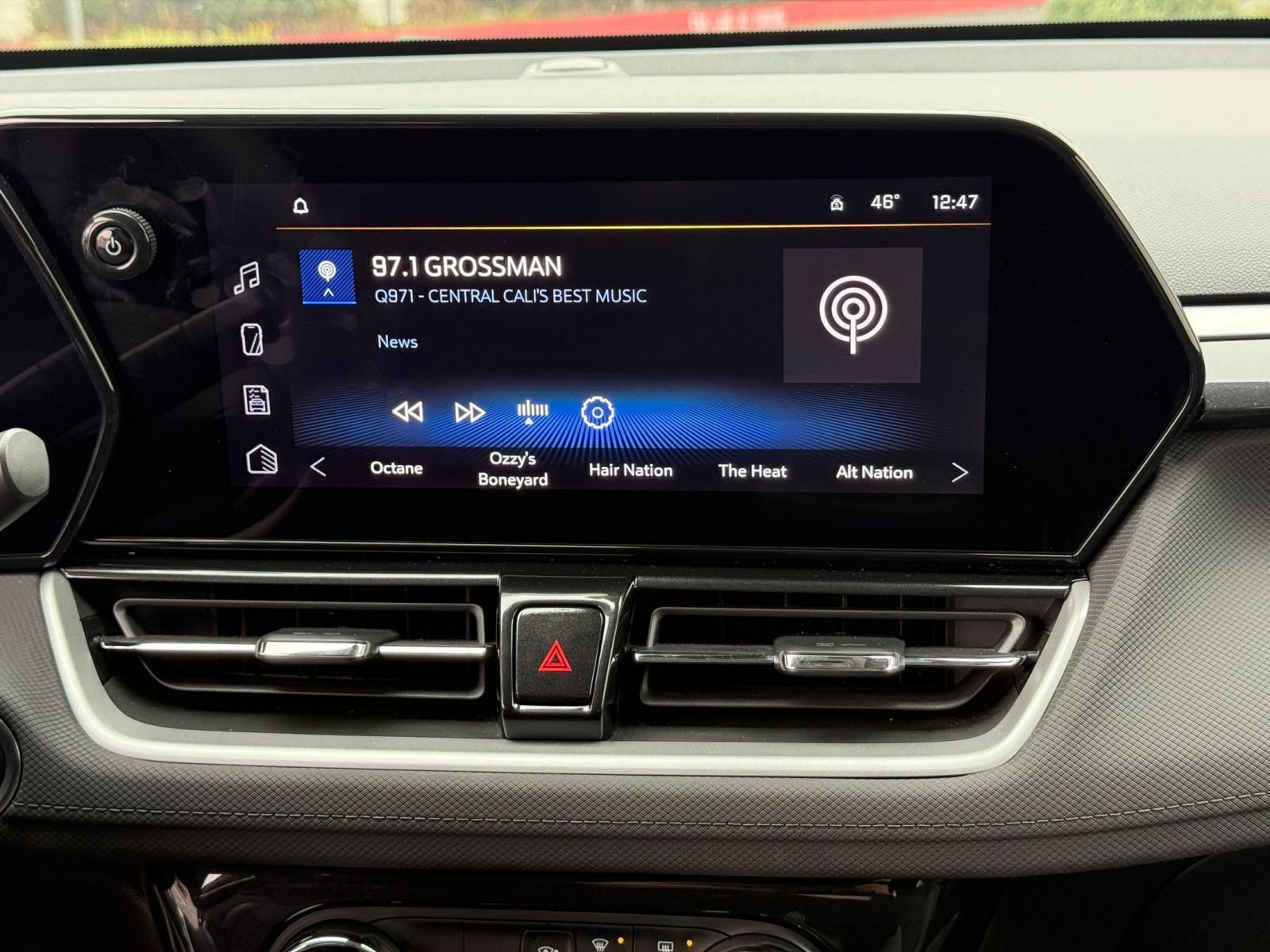 Thumbnail: 2025 Chevrolet TrailBlazer - 21