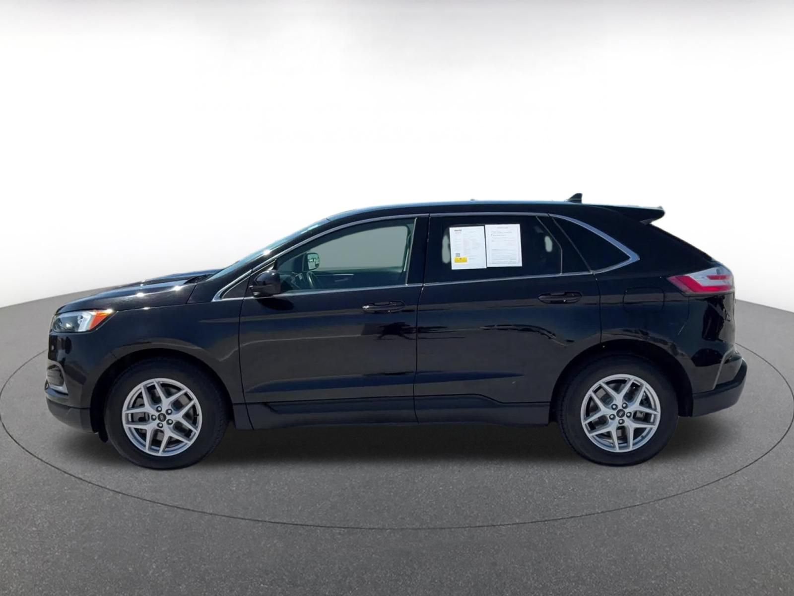 Thumbnail: 2024 Ford Edge - 9