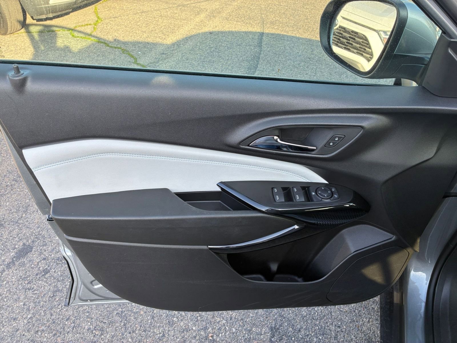 Thumbnail: 2025 Chevrolet Trax - 20