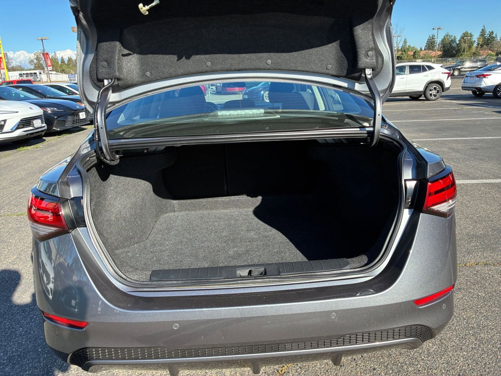 Thumbnail: 2025 Nissan Sentra - 29