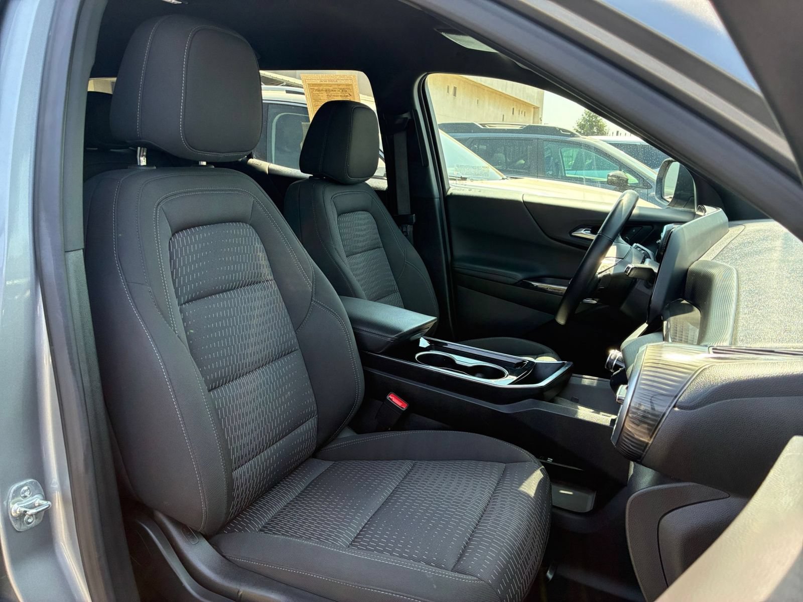 Thumbnail: 2025 Chevrolet Equinox - 35