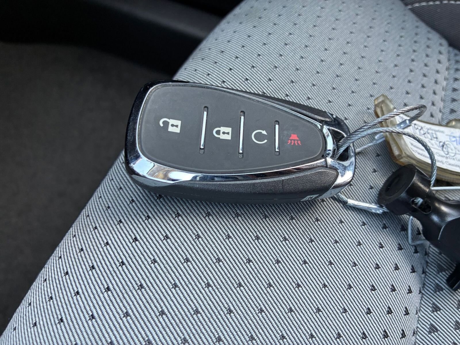 Thumbnail: 2025 Chevrolet Trax - 21