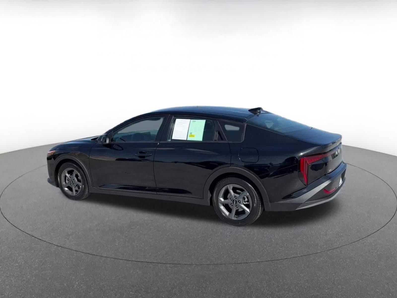 Thumbnail: 2025 Kia K4 - 10