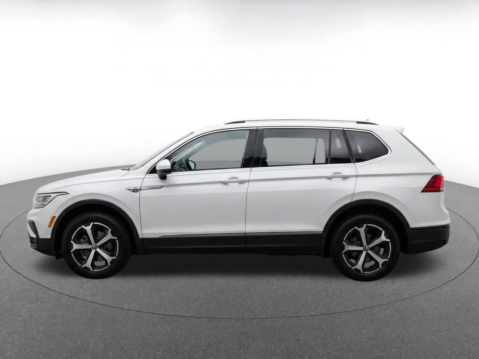 Thumbnail: 2026 Volkswagen Tiguan - 4