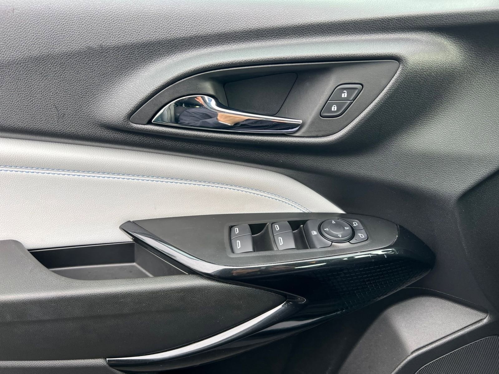 Thumbnail: 2025 Chevrolet Trax - 20