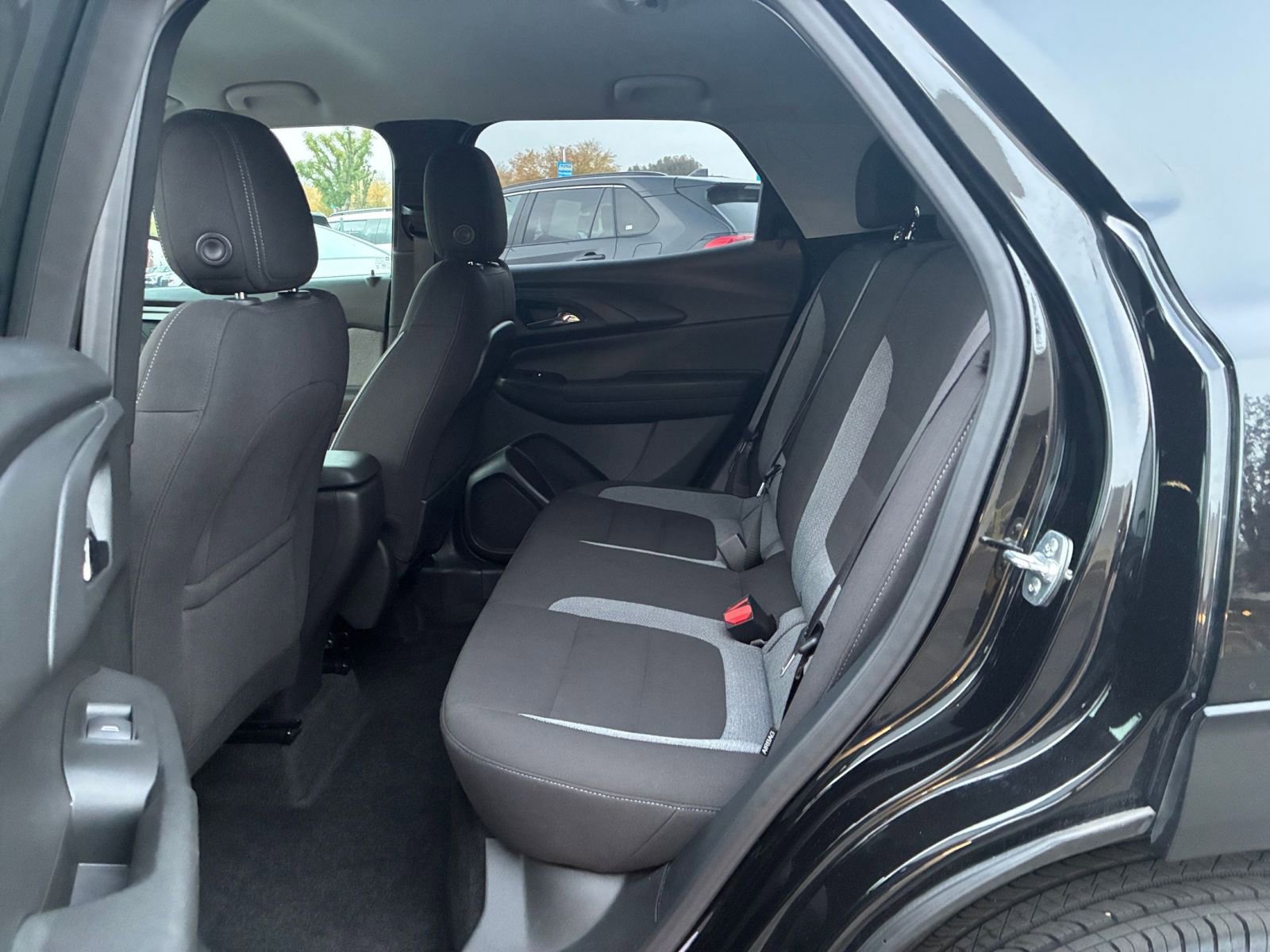 Thumbnail: 2025 Chevrolet TrailBlazer - 23