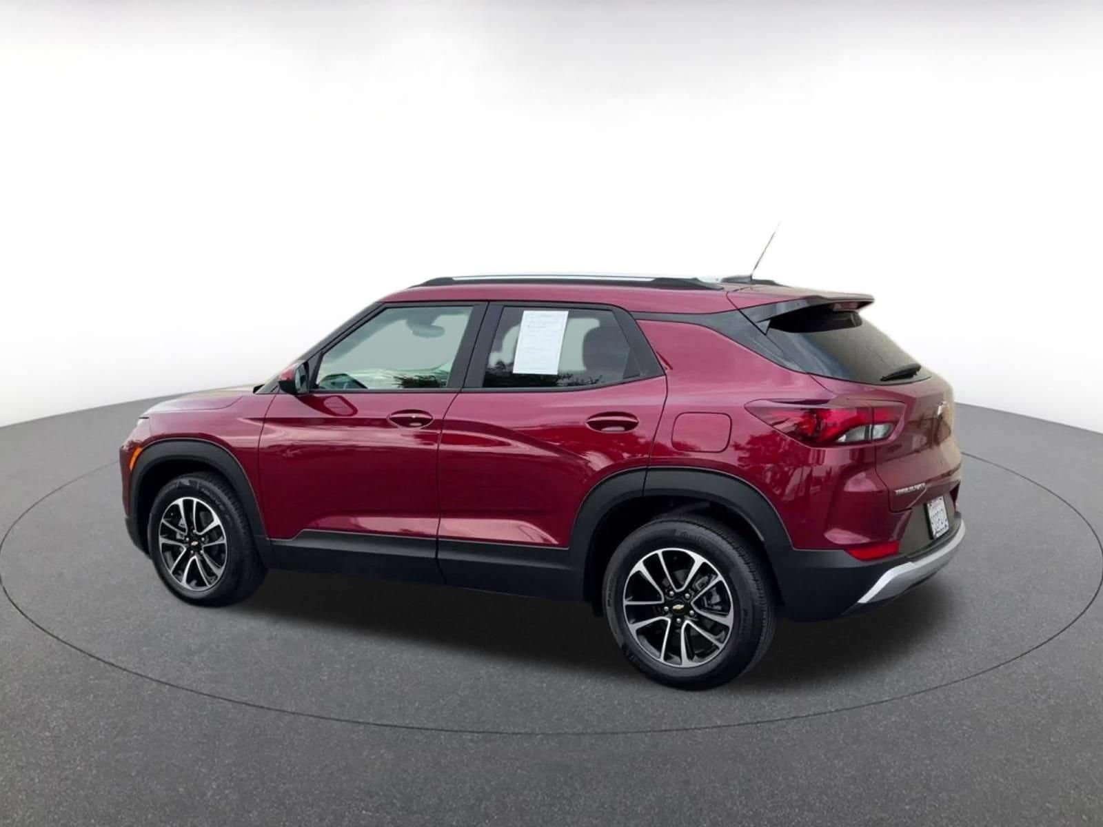 Thumbnail: 2025 Chevrolet TrailBlazer - 8