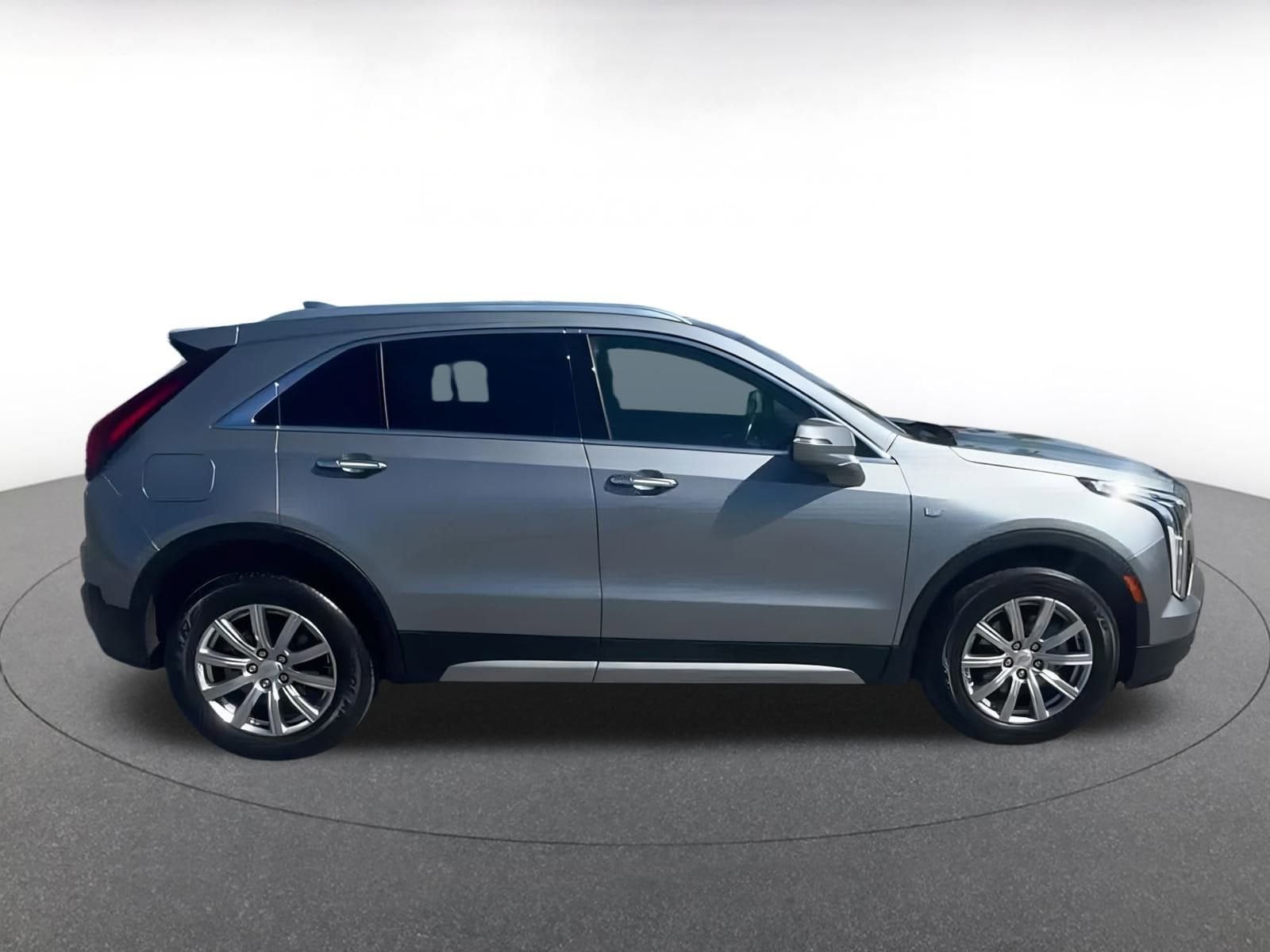 Thumbnail: 2023 Cadillac XT4 - 15