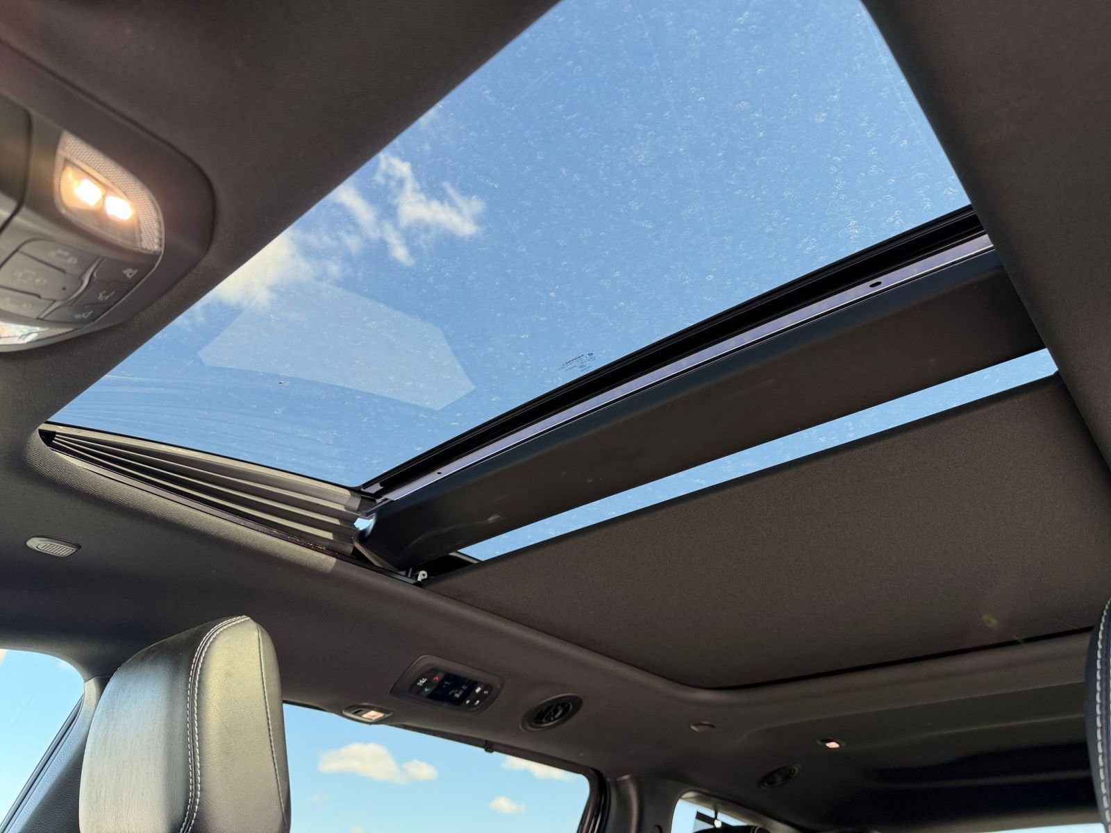 Thumbnail: 2025 Chrysler Pacifica - 32