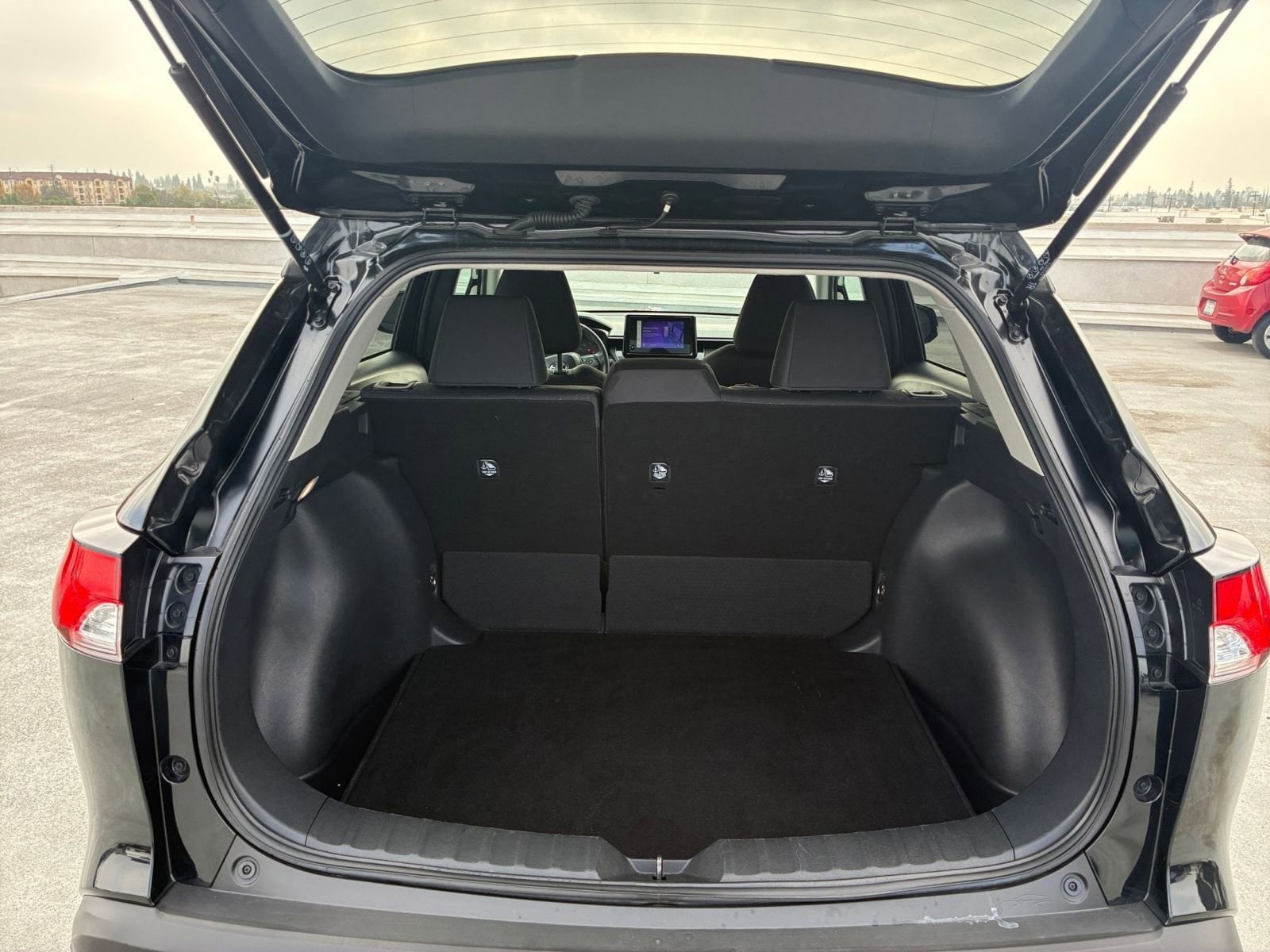 Thumbnail: 2025 Toyota Corolla Cross - 30