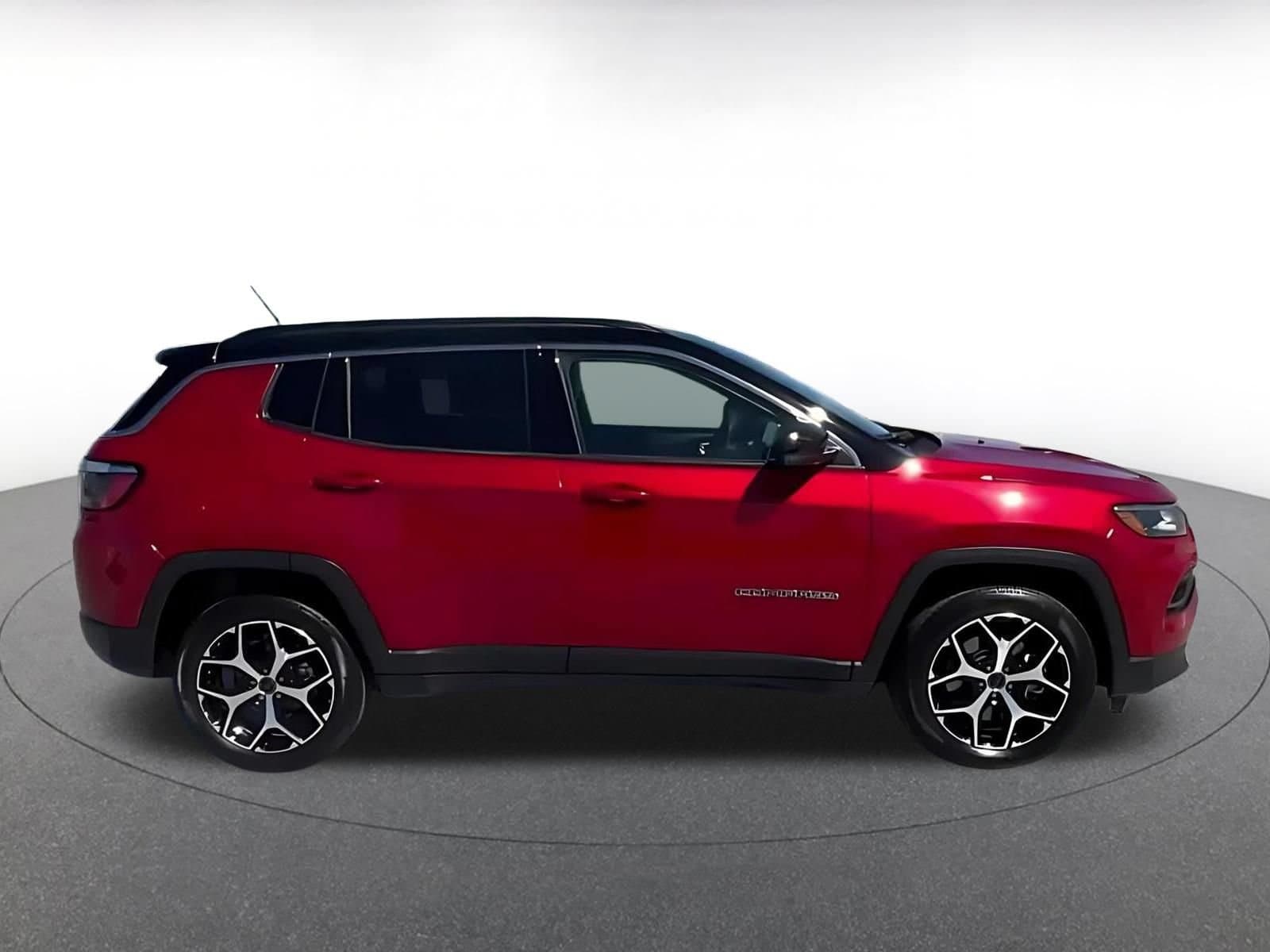 Thumbnail: 2025 Jeep Compass - 15