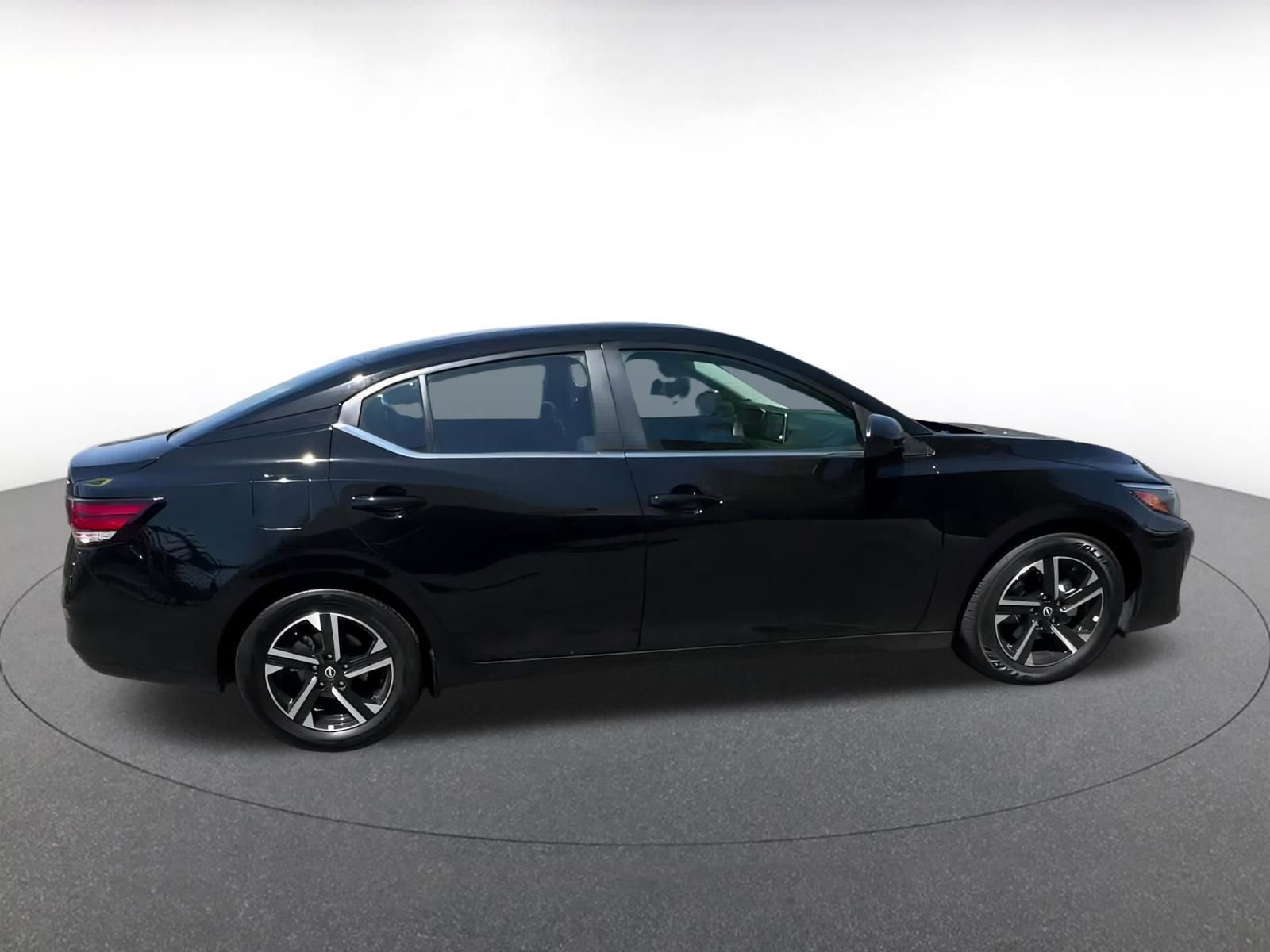 Thumbnail: 2024 Nissan Sentra - 16