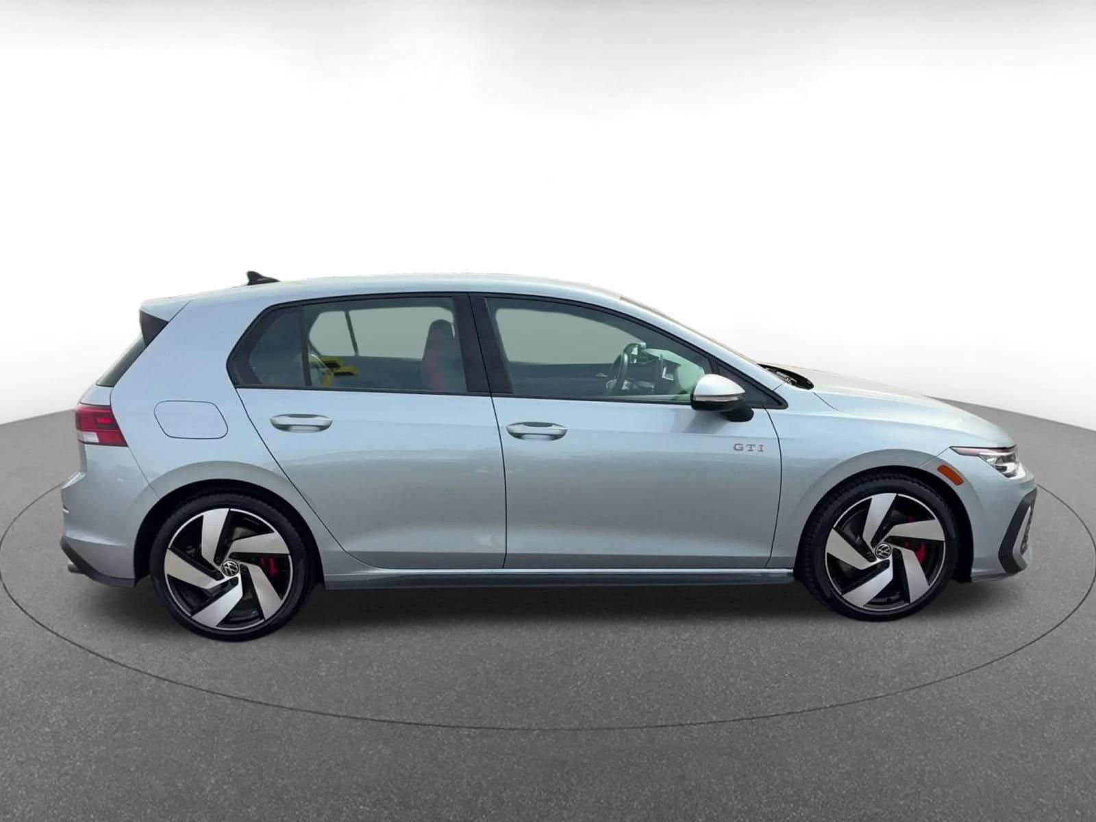 Thumbnail: 2026 Volkswagen Golf - 13