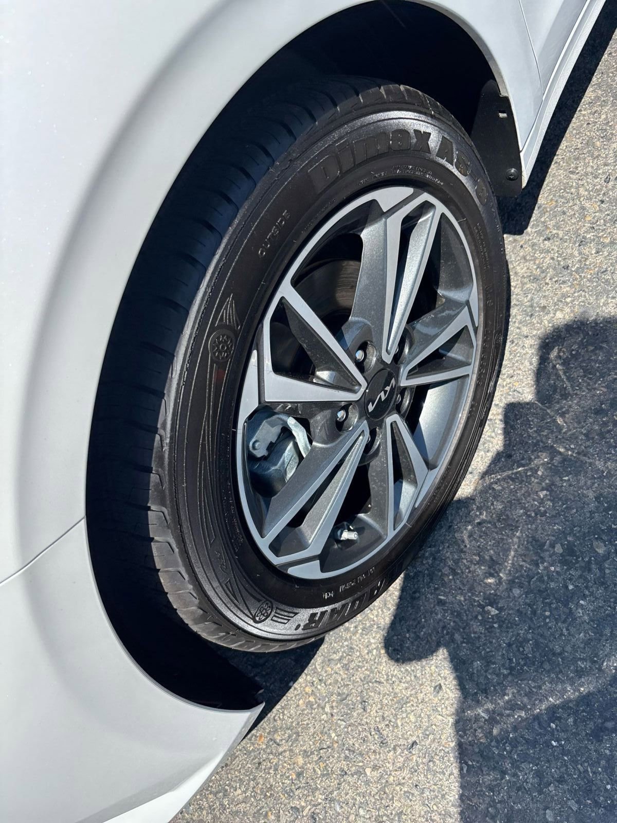2024 Kia Forte LXS 27