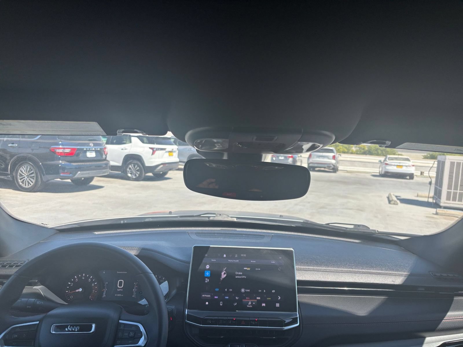 Thumbnail: 2025 Jeep Compass - 32