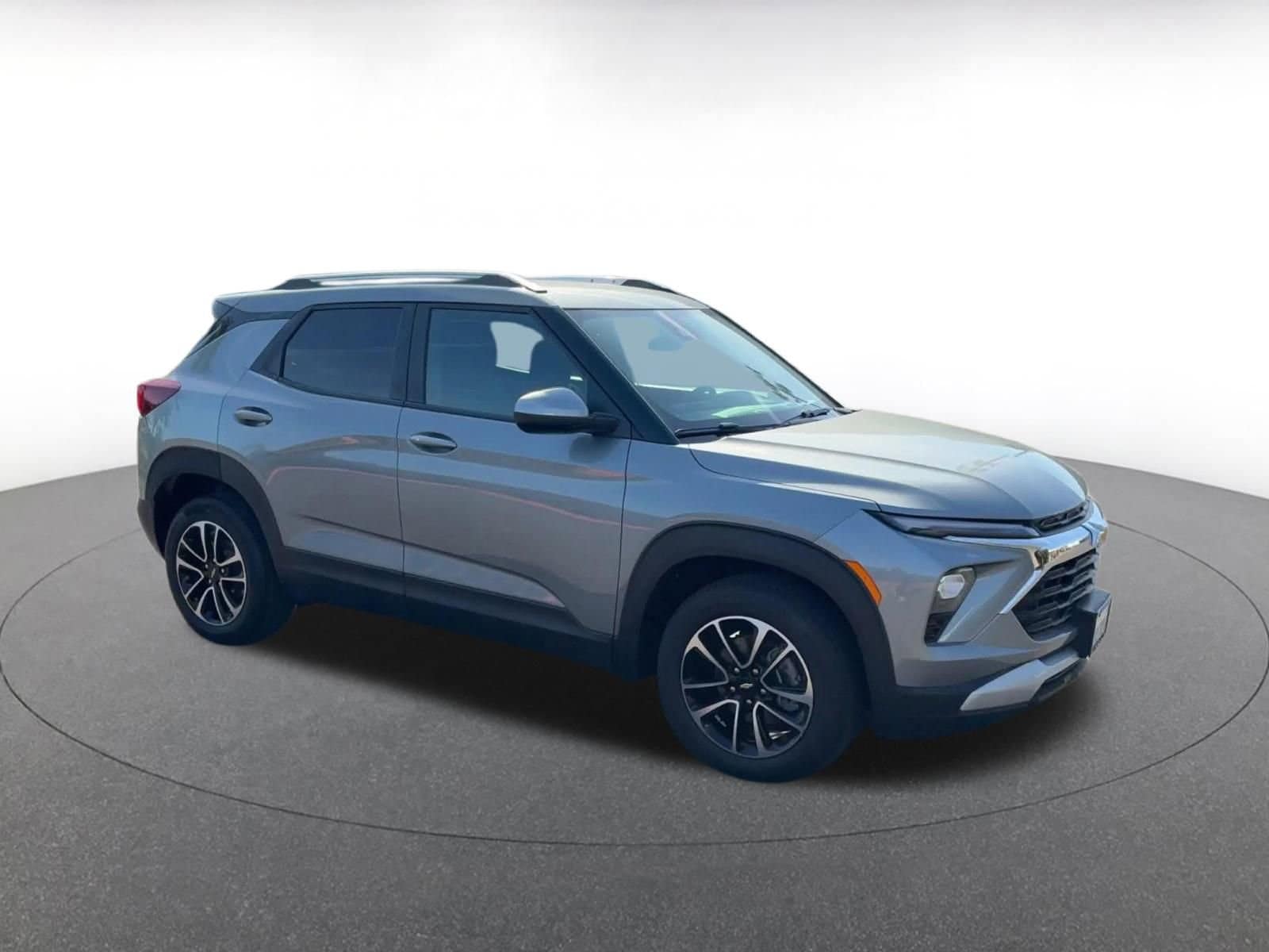 Thumbnail: 2025 Chevrolet TrailBlazer - 2