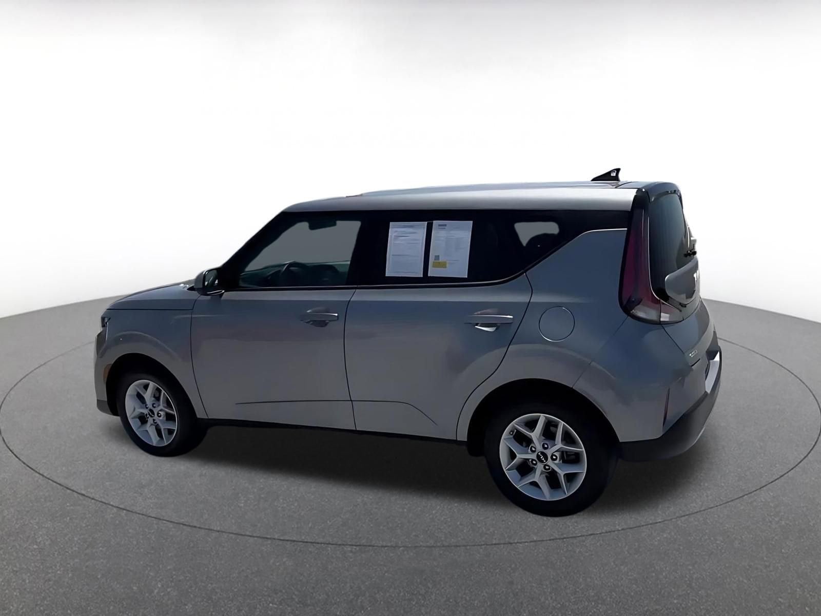 Thumbnail: 2025 Kia Soul - 10