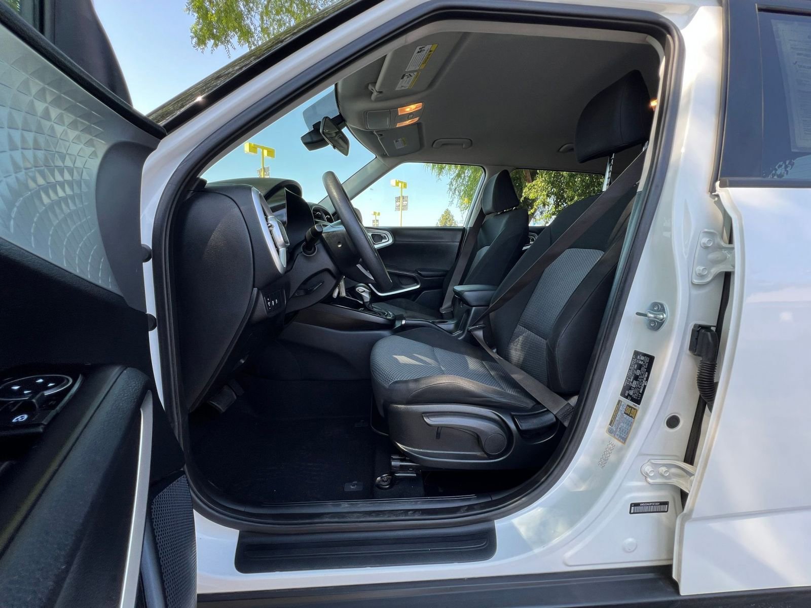 Thumbnail: 2023 Kia Soul - 29