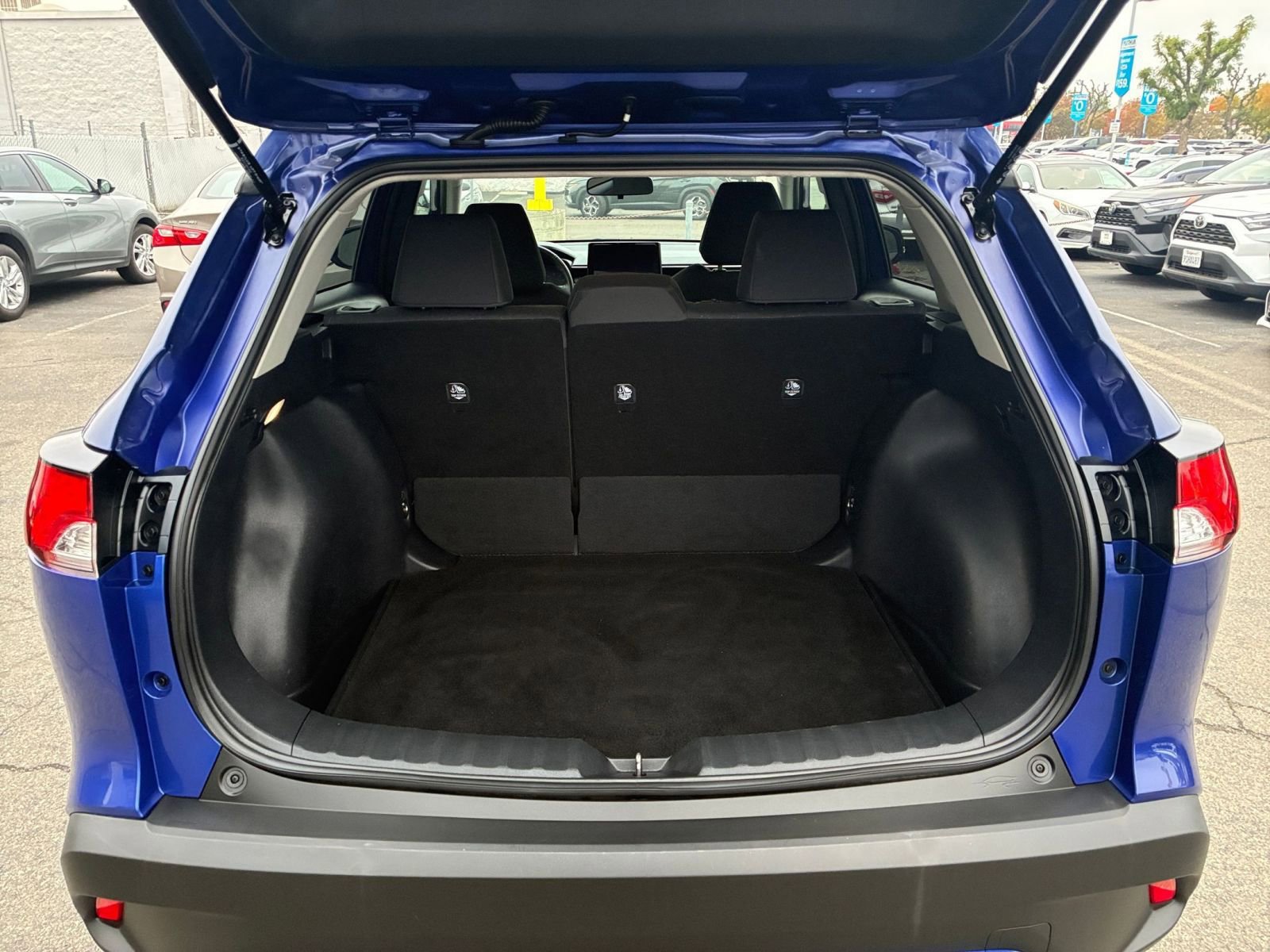 Thumbnail: 2025 Toyota Corolla Cross - 30