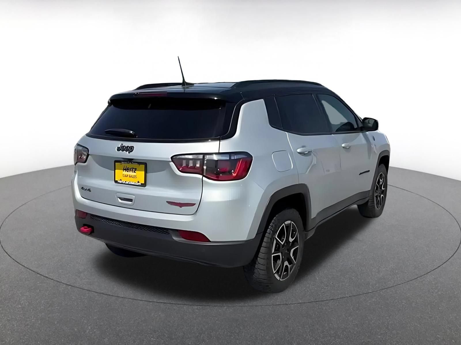 Thumbnail: 2025 Jeep Compass - 15