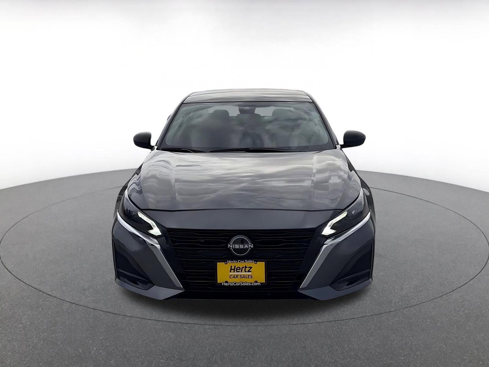 Thumbnail: 2025 Nissan Altima - 4