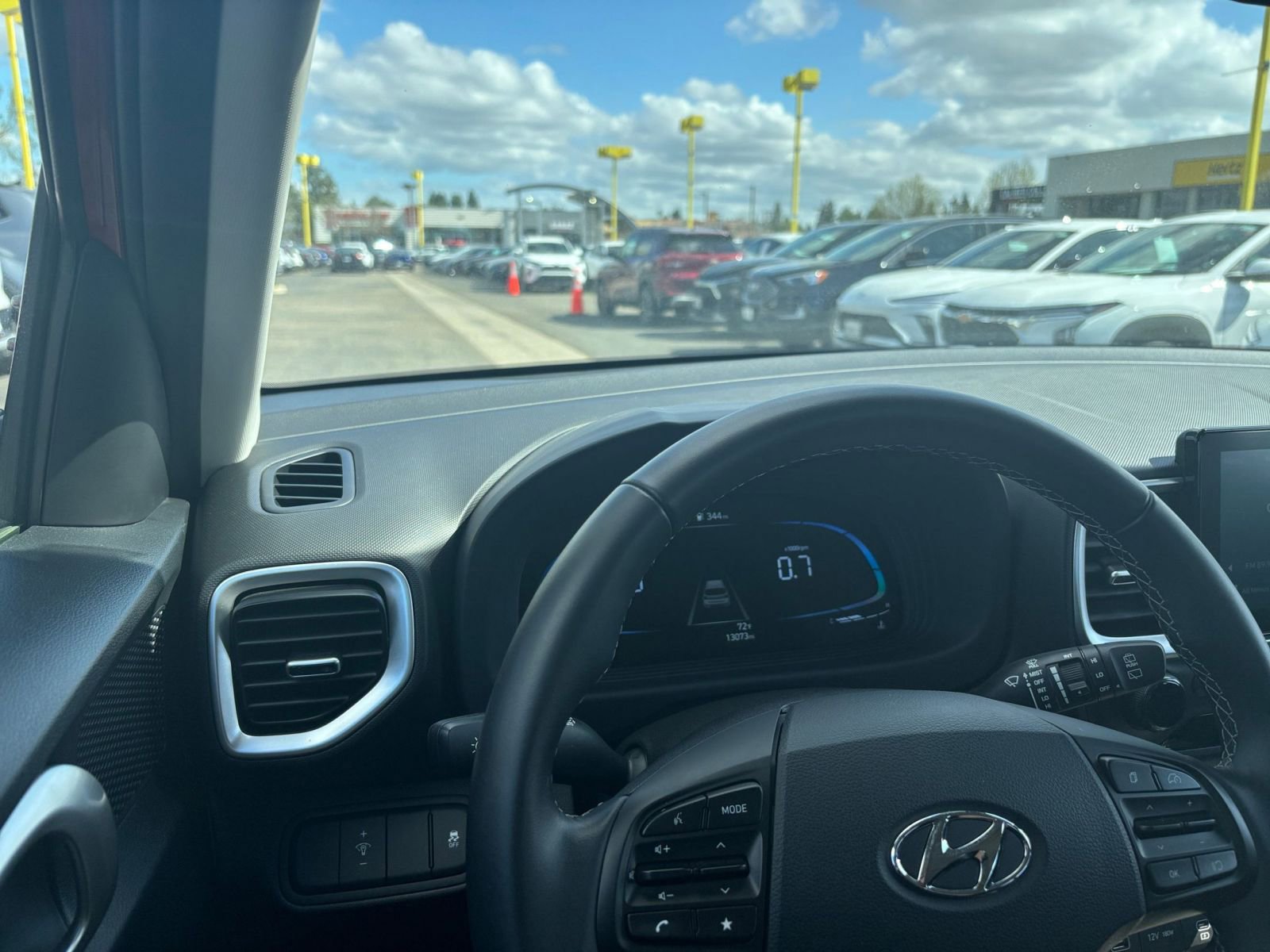 Thumbnail: 2025 Hyundai Venue - 34