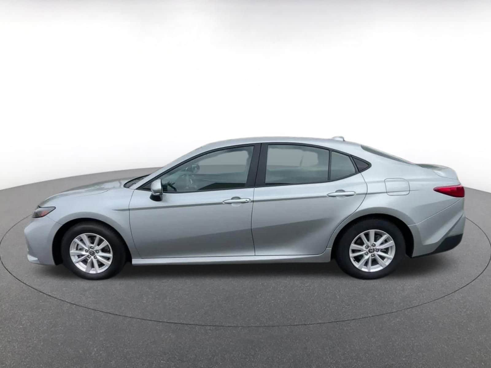 Thumbnail: 2025 Toyota Camry - 9