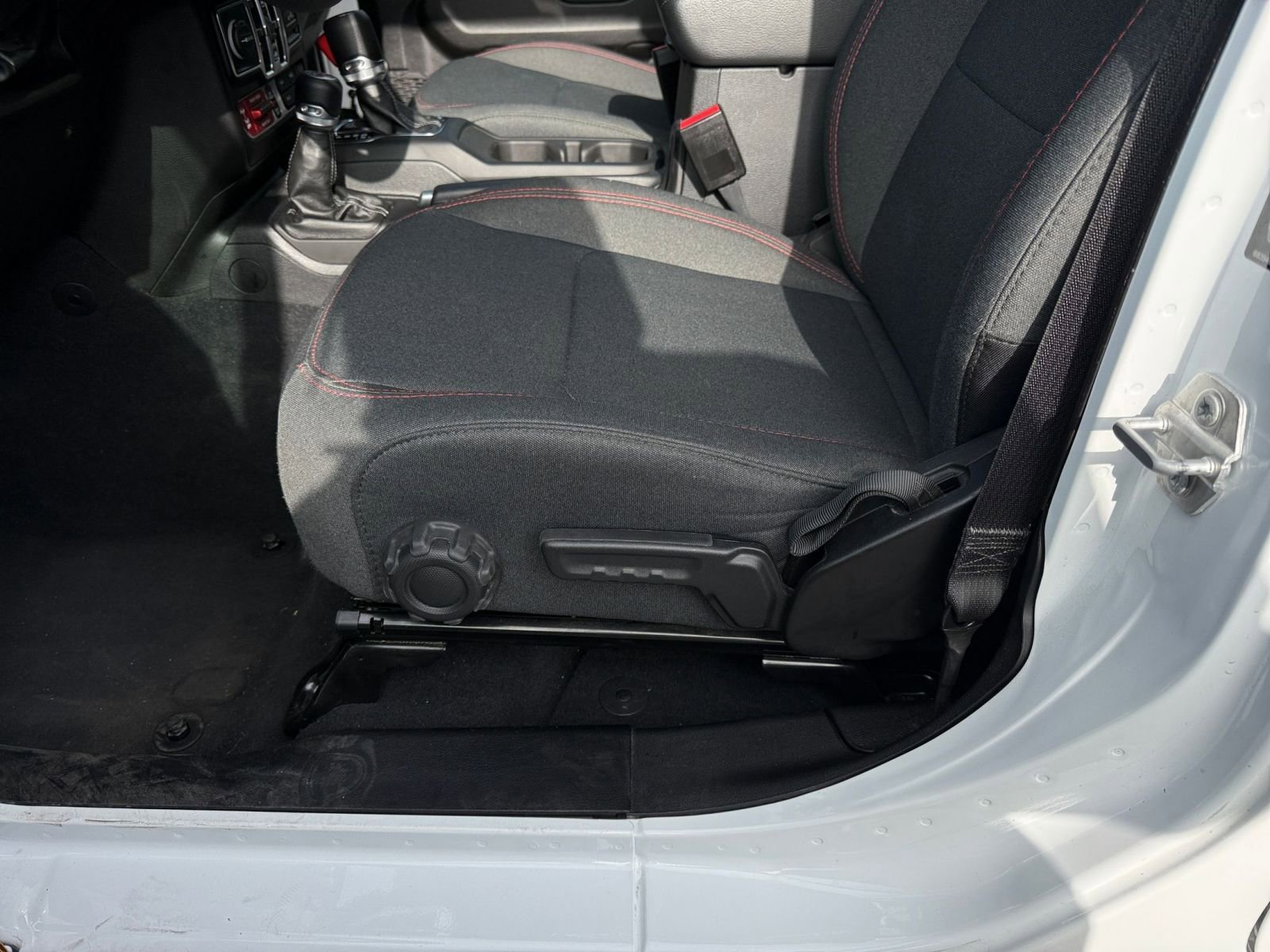 Thumbnail: 2025 Jeep Wrangler - 23