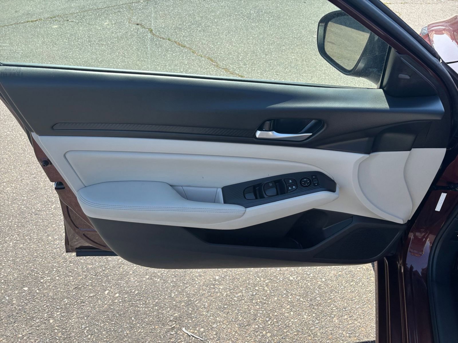 Thumbnail: 2025 Nissan Altima - 18