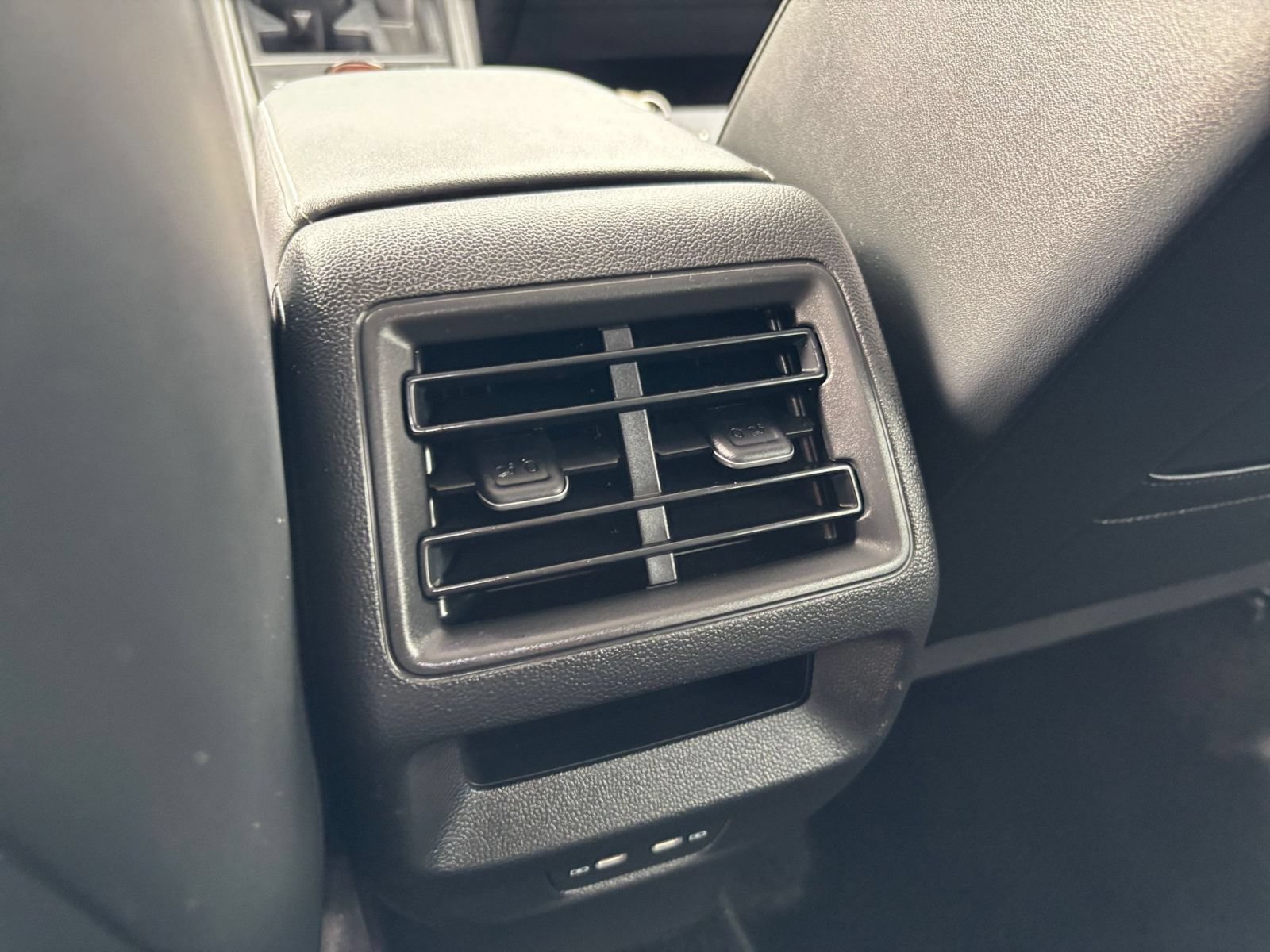 Thumbnail: 2026 Volkswagen Tiguan - 24