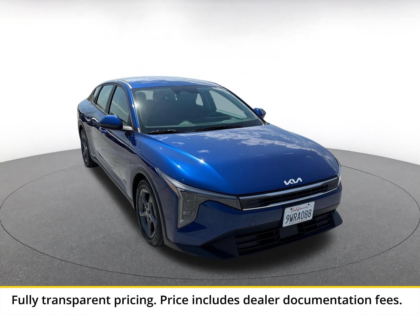Thumbnail: 2026 Kia K4 - 1