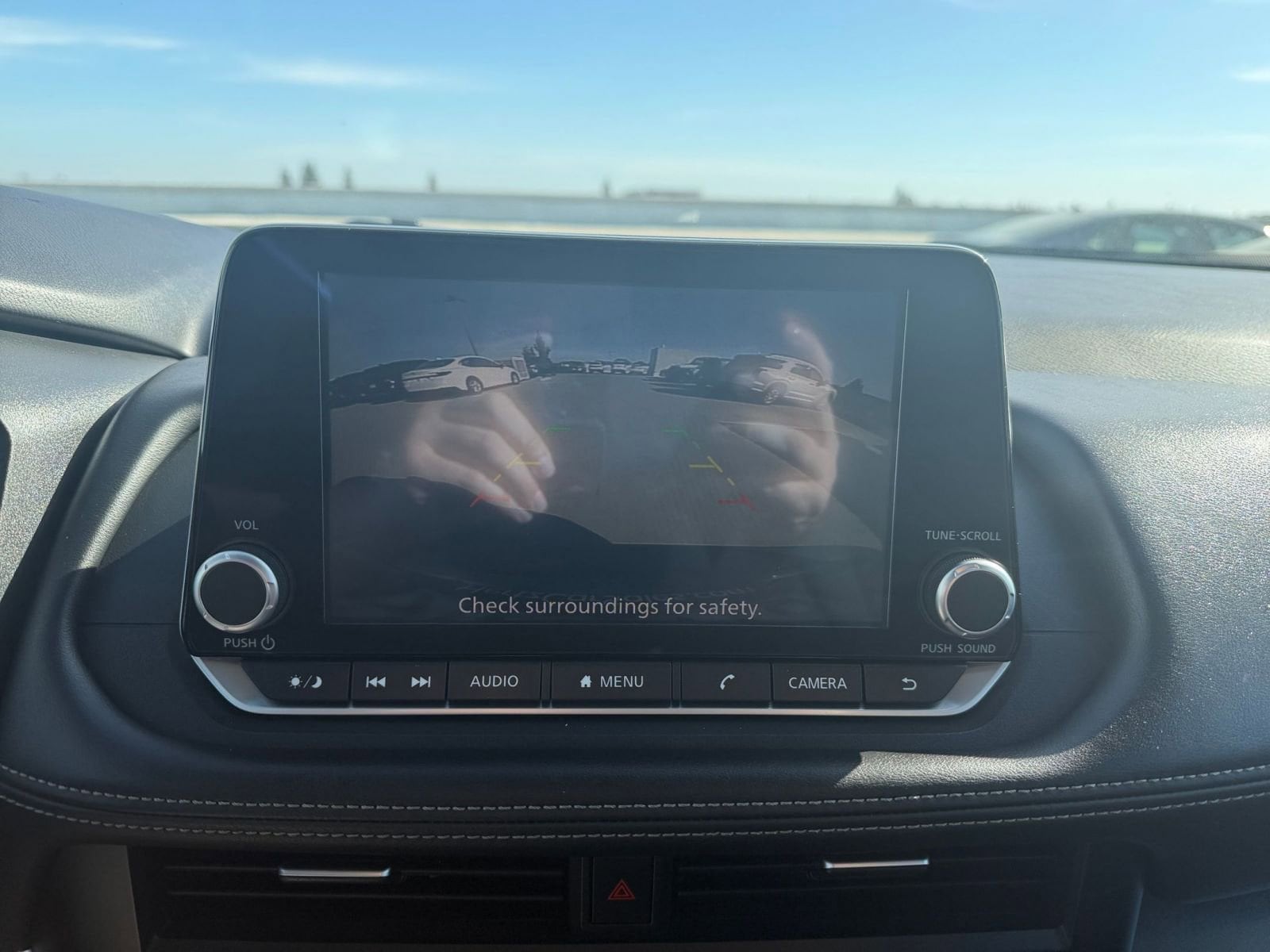 Thumbnail: 2025 Nissan Rogue - 25