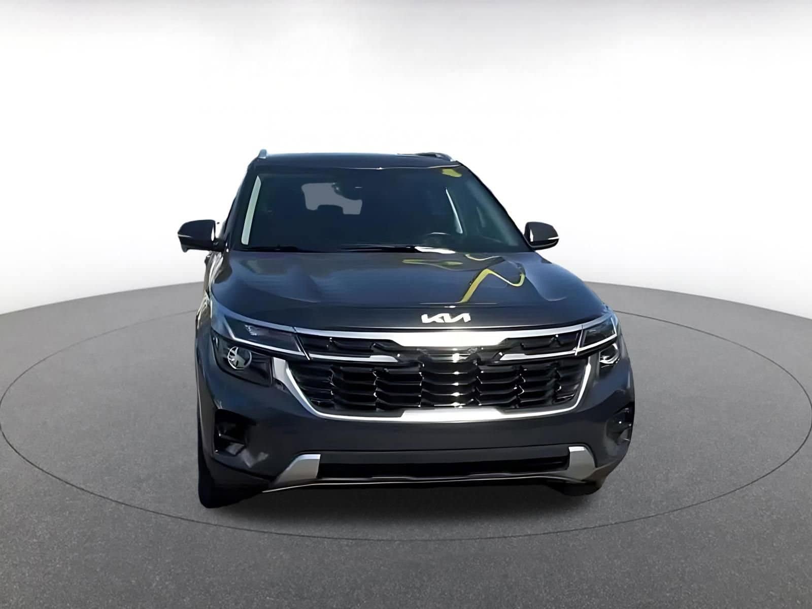 Thumbnail: 2025 Kia Seltos - 4