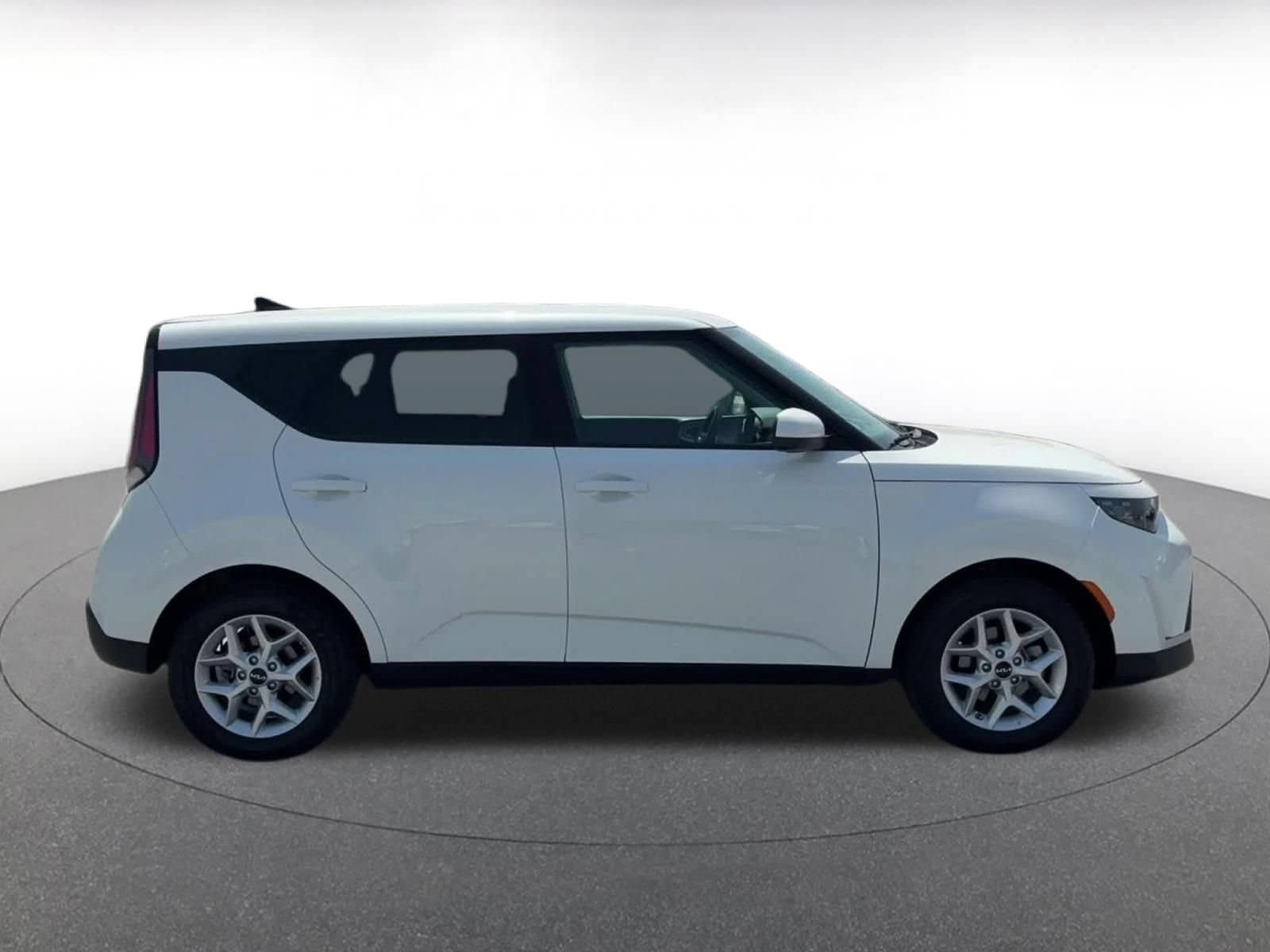 Thumbnail: 2025 Kia Soul - 15