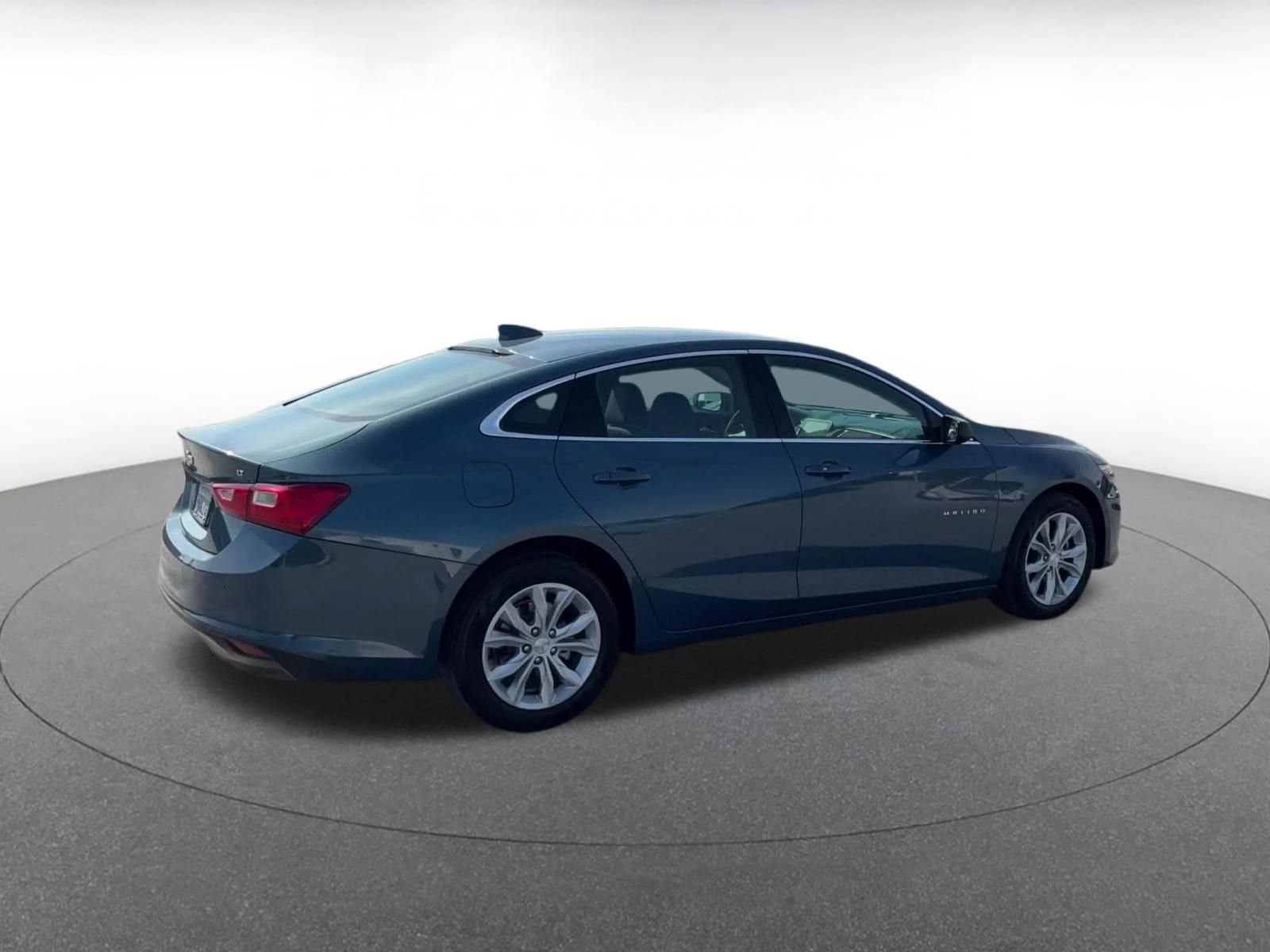Thumbnail: 2024 Chevrolet Malibu - 15